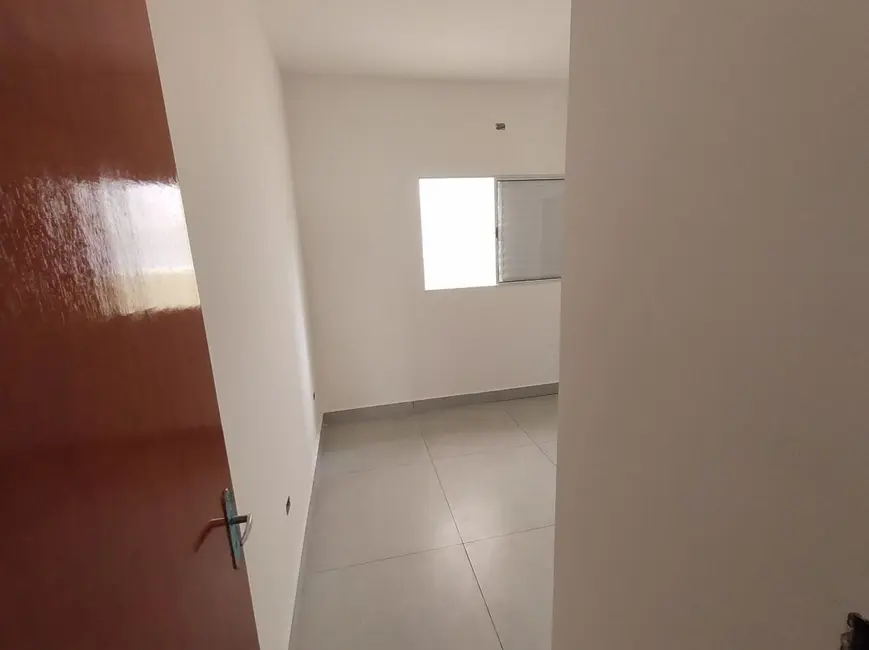Foto 9 de Casa com 2 quartos à venda, 67m2 em Itanhaem - SP