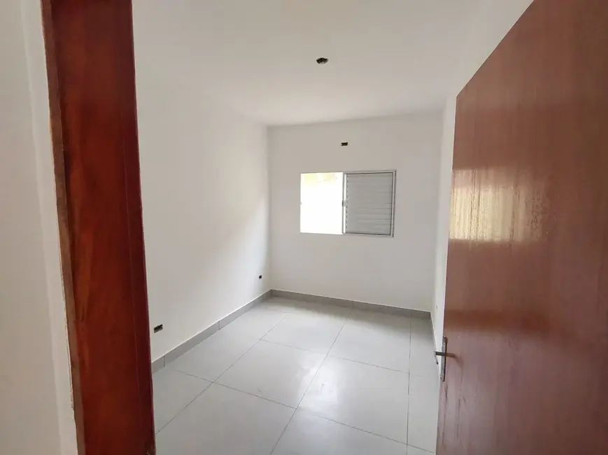 Foto 6 de Casa com 2 quartos à venda, 67m2 em Itanhaem - SP
