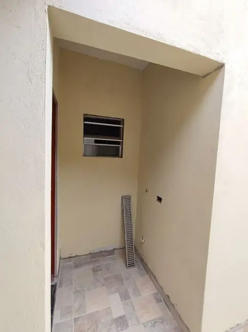 Foto 5 de Casa com 2 quartos à venda, 67m2 em Itanhaem - SP