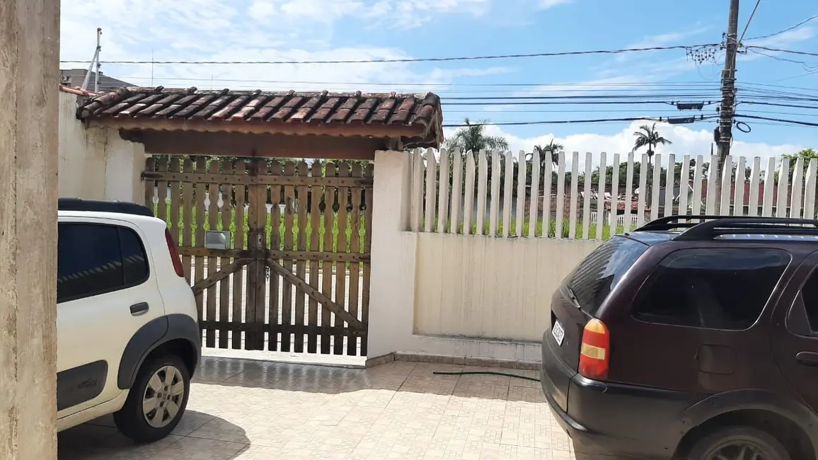 Foto 7 de Casa com 2 quartos à venda, 80m2 em Itanhaem - SP