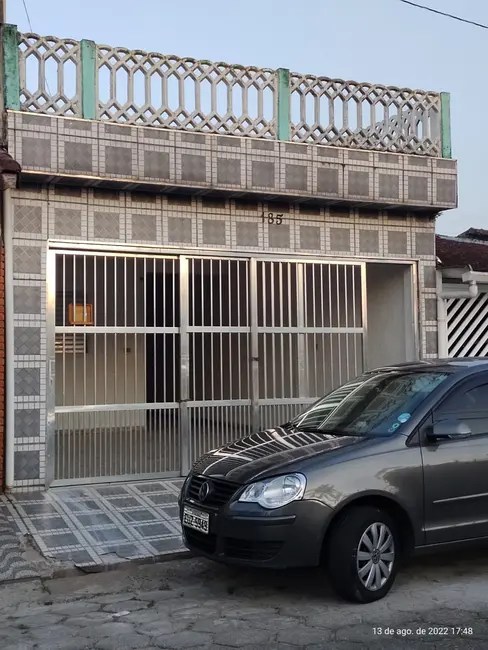 Foto 1 de Casa com 2 quartos à venda, 120m2 em Itanhaem - SP