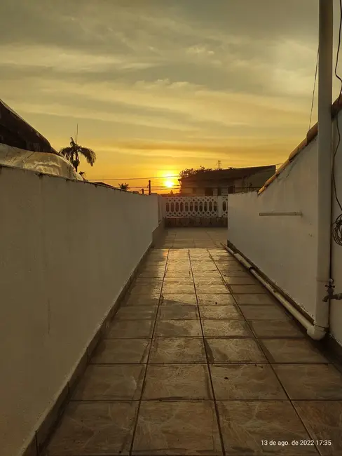 Foto 9 de Casa com 2 quartos à venda, 120m2 em Itanhaem - SP