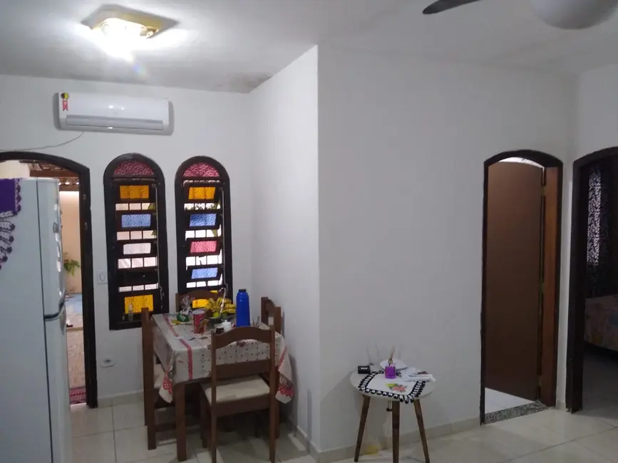 Foto 7 de Casa com 2 quartos à venda, 78m2 em Itanhaem - SP