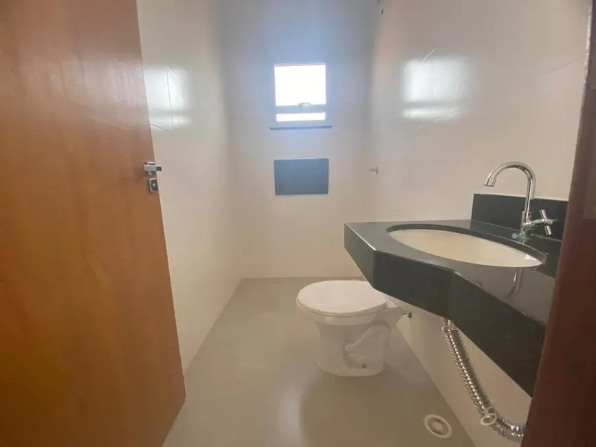 Apartamento com 2 quartos à venda, 72m2 em Peruibe - SP - imagem 4 Foto 4 de Apartamento com 2 quartos à venda, 72m2 em Peruibe - SP