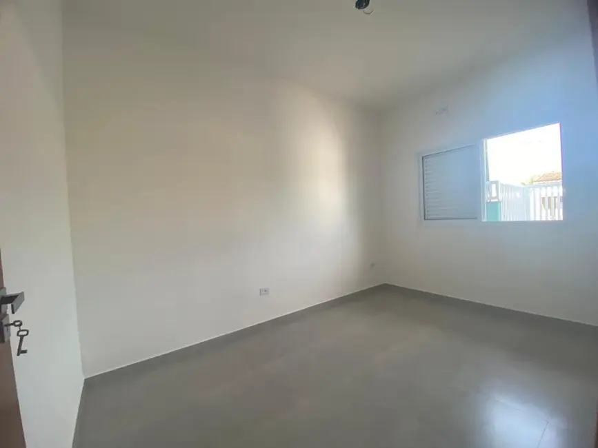 Apartamento com 2 quartos à venda, 72m2 em Peruibe - SP - imagem 3 Foto 3 de Apartamento com 2 quartos à venda, 72m2 em Peruibe - SP
