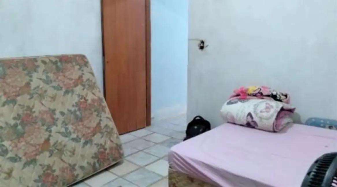 Foto 3 de Casa com 2 quartos à venda, 429m2 em Itanhaem - SP