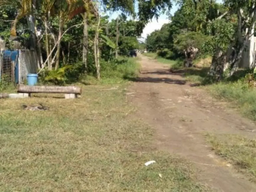 Foto 8 de Casa com 1 quarto à venda, 125m2 em Itanhaem - SP