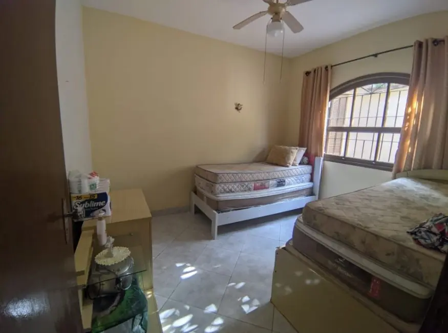 Foto 8 de Casa com 2 quartos à venda, 60m2 em Itanhaem - SP