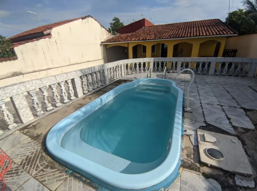 Foto 2 de Casa com 2 quartos à venda, 60m2 em Itanhaem - SP