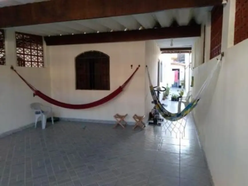 Foto 1 de Casa com 2 quartos à venda, 93m2 em Itanhaem - SP