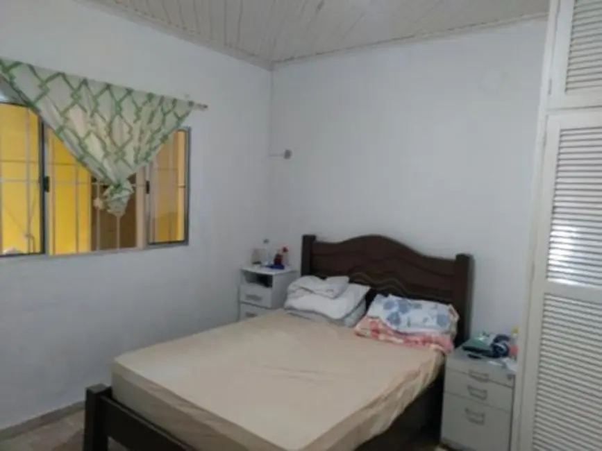 Foto 9 de Casa com 2 quartos à venda, 55m2 em Itanhaem - SP
