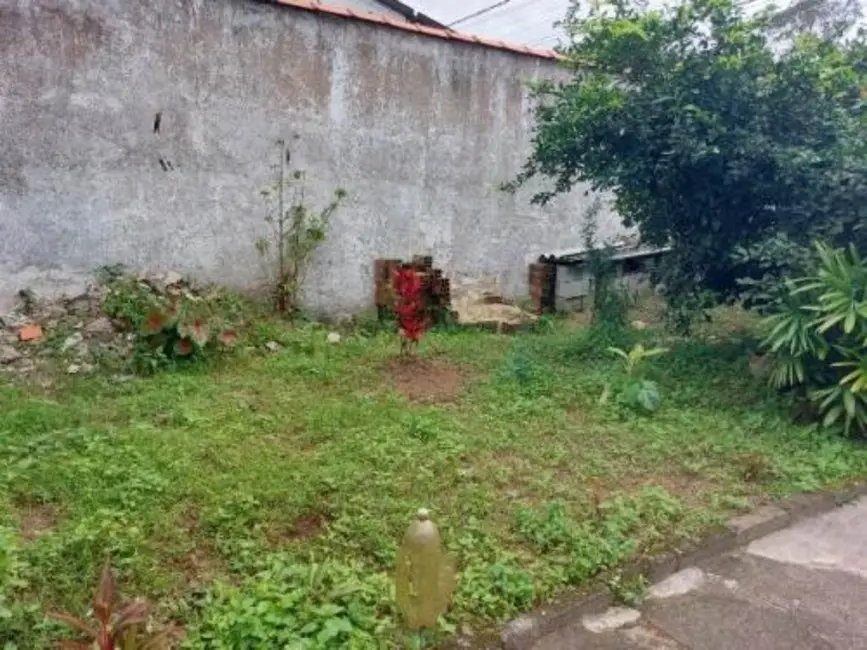 Foto 9 de Casa com 2 quartos à venda, 132m2 em Itanhaem - SP