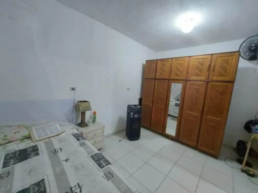 Foto 8 de Casa com 2 quartos à venda, 132m2 em Itanhaem - SP