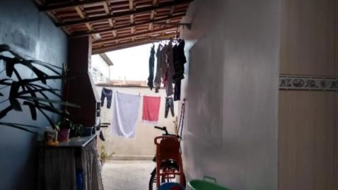 Foto 7 de Casa com 2 quartos à venda, 55m2 em Itanhaem - SP