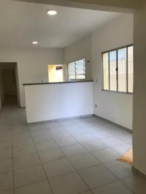 Foto 3 de Casa com 2 quartos à venda, 62m2 em Mongagua - SP