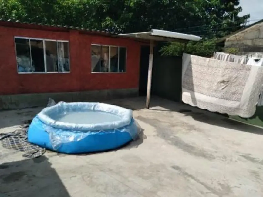 Foto 3 de Casa com 2 quartos à venda, 124m2 em Itanhaem - SP