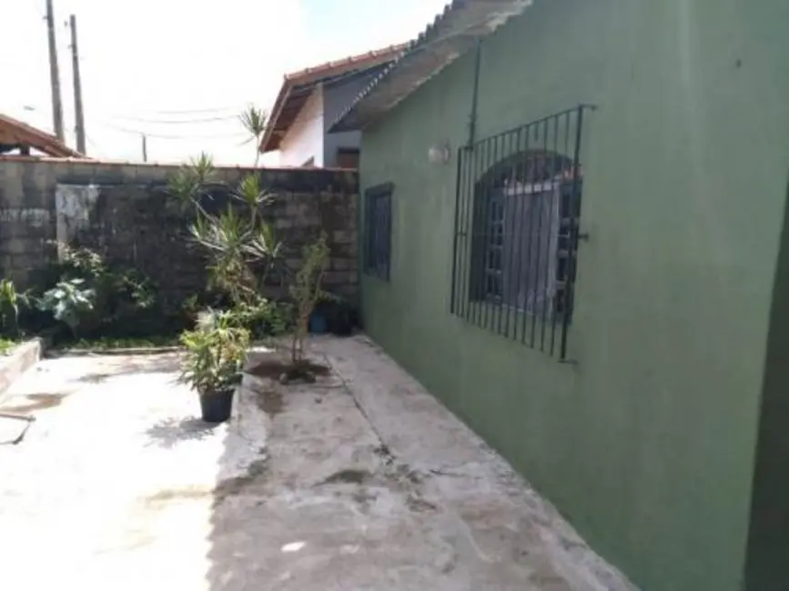 Foto 7 de Casa com 2 quartos à venda, 124m2 em Itanhaem - SP