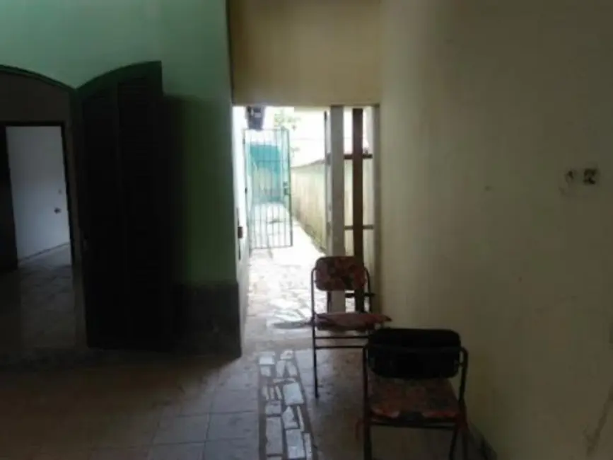 Foto 2 de Casa com 2 quartos à venda, 65m2 em Mongagua - SP