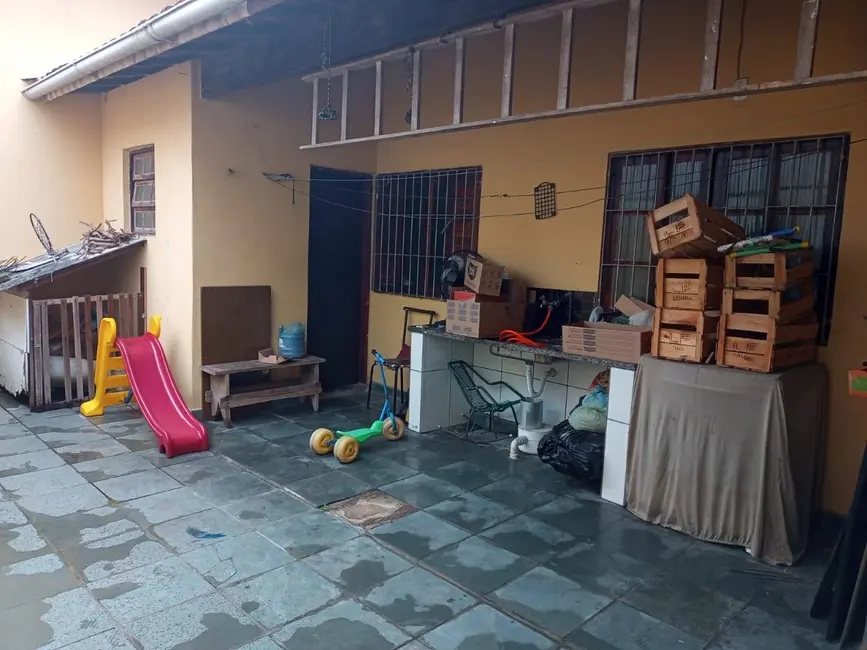 Foto 6 de Casa com 2 quartos à venda, 149m2 em Itanhaem - SP