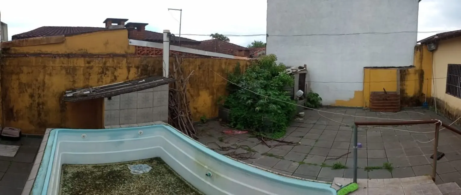 Foto 4 de Casa com 2 quartos à venda, 149m2 em Itanhaem - SP