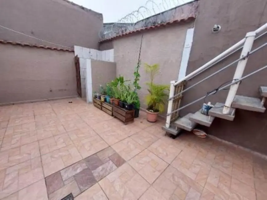 Foto 2 de Casa com 2 quartos à venda, 60m2 em Itanhaem - SP