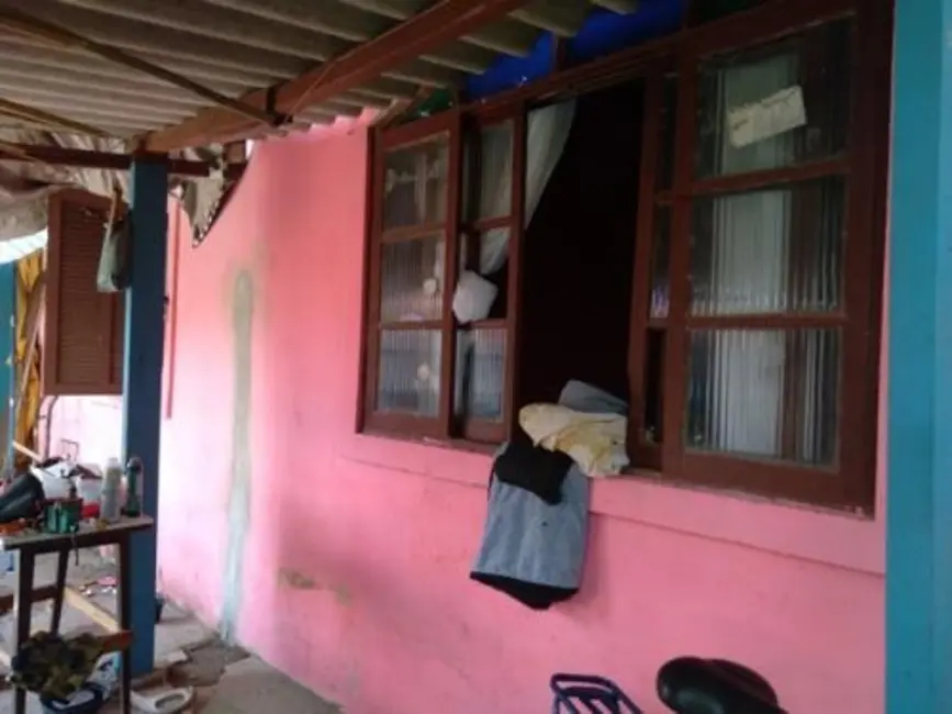 Foto 1 de Casa com 3 quartos à venda, 200m2 em Itanhaem - SP