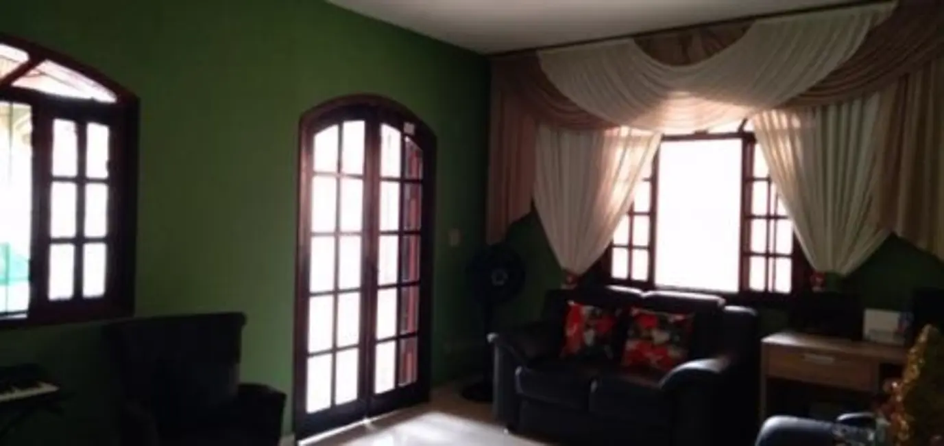 Foto 6 de Casa com 2 quartos à venda, 145m2 em Itanhaem - SP