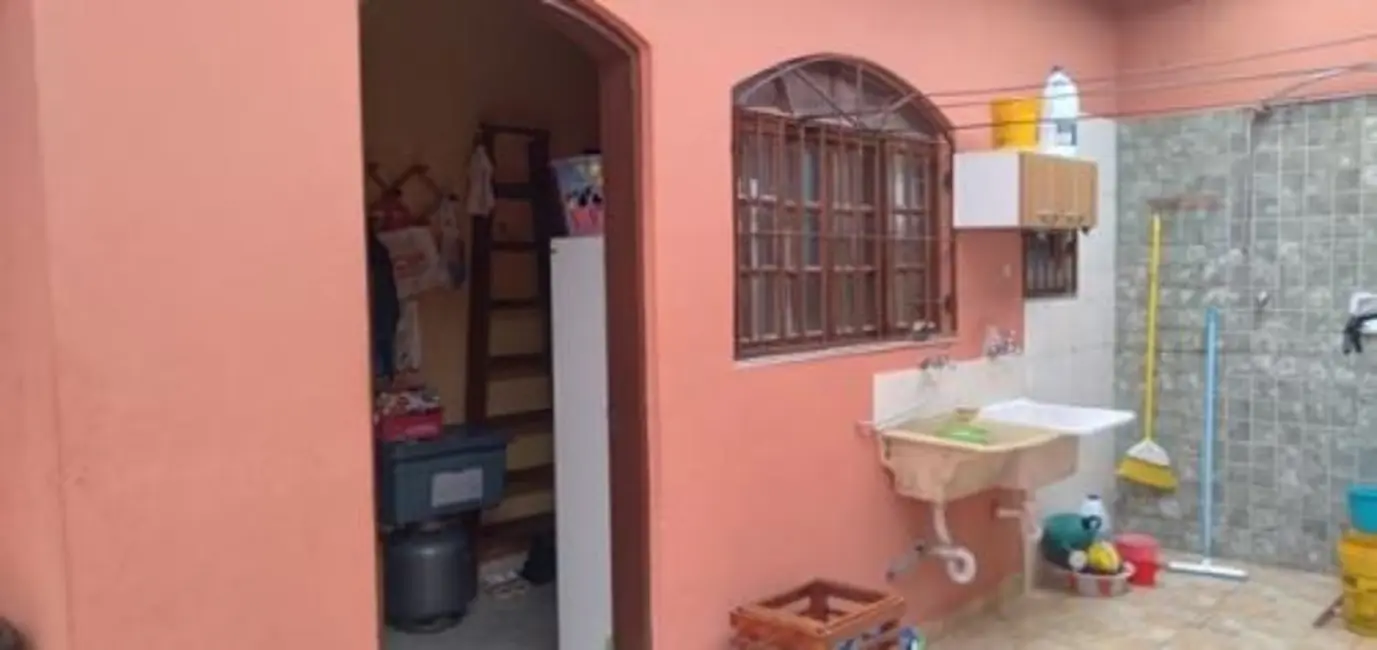 Foto 9 de Casa com 2 quartos à venda, 145m2 em Itanhaem - SP