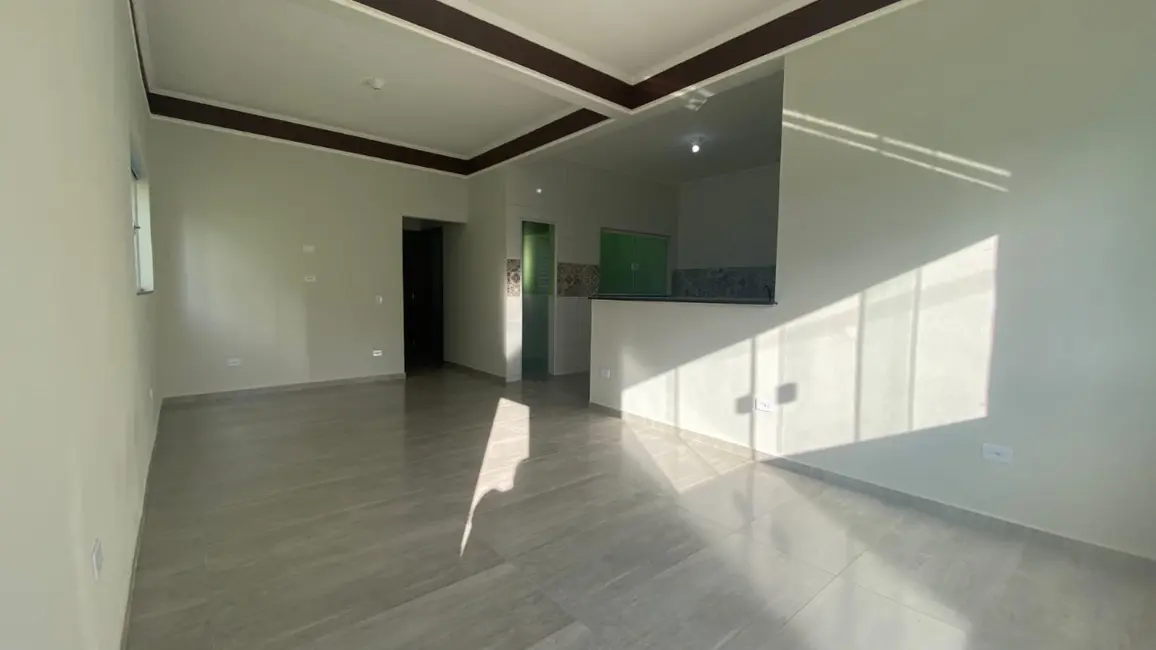 Foto 2 de Casa com 2 quartos à venda, 88m2 em Itanhaem - SP