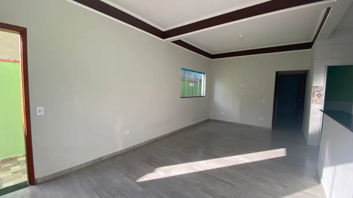 Foto 3 de Casa com 2 quartos à venda, 88m2 em Itanhaem - SP
