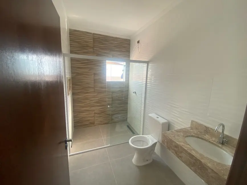 Foto 8 de Casa com 3 quartos à venda, 100m2 em Itanhaem - SP