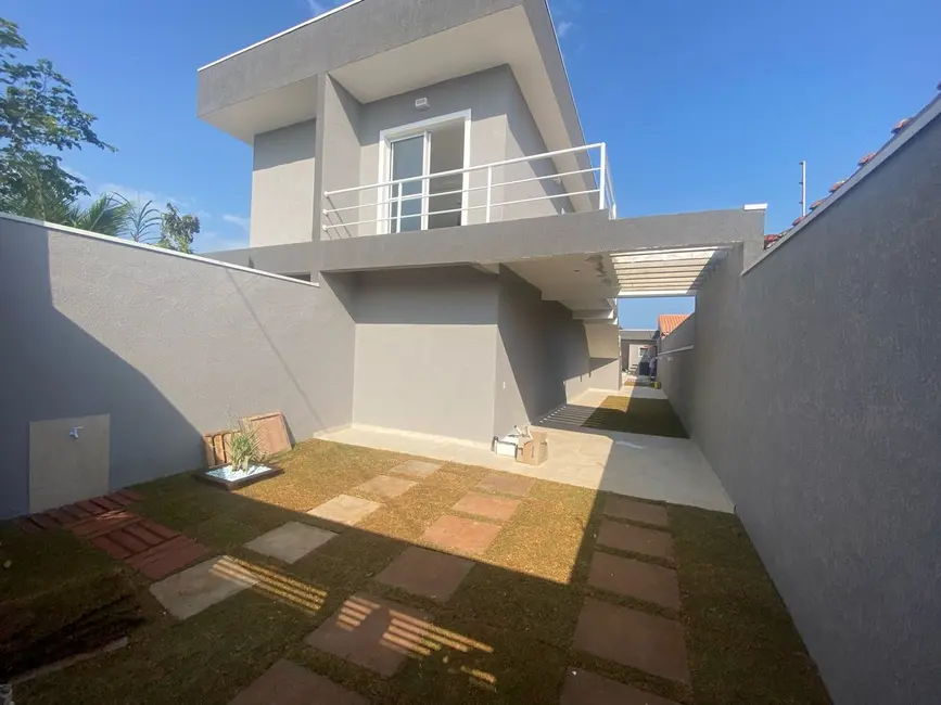 Foto 1 de Casa com 3 quartos à venda, 100m2 em Itanhaem - SP