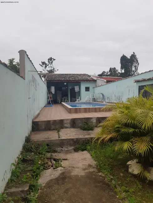 Foto 2 de Casa com 2 quartos à venda, 76m2 em Itanhaem - SP