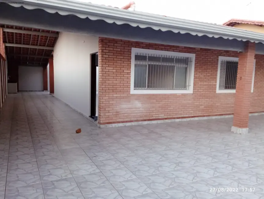 Foto 3 de Casa com 2 quartos à venda, 147m2 em Itanhaem - SP