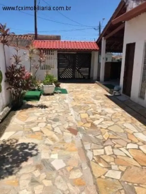 Foto 5 de Casa com 3 quartos à venda, 82m2 em Itanhaem - SP