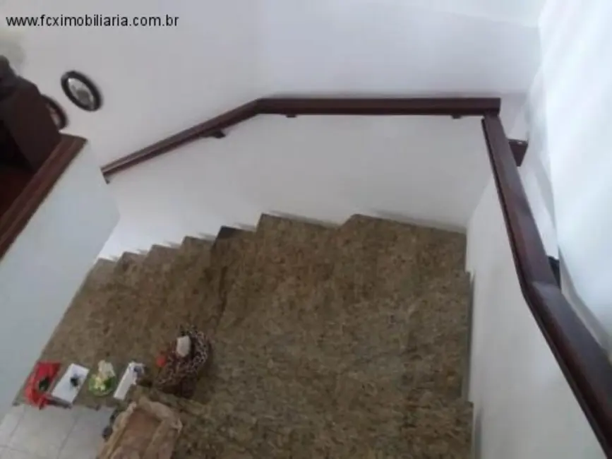 Foto 6 de Casa com 5 quartos à venda, 267m2 em Itanhaem - SP