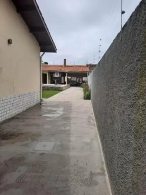 Foto 3 de Casa com 3 quartos à venda, 189m2 em Itanhaem - SP