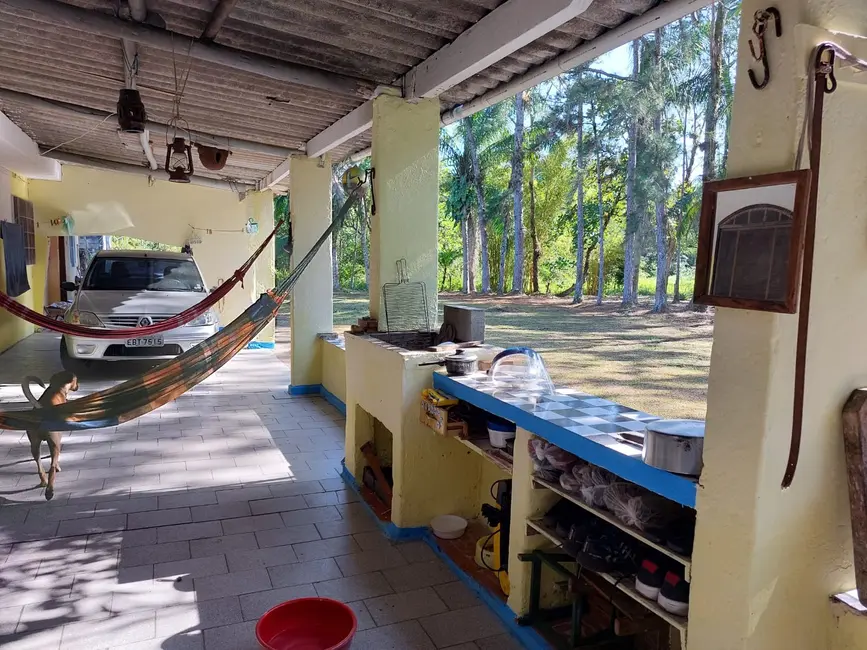 Chácara com 3 quartos à venda, 80m2 em Itanhaem - SP - imagem 4 Foto 4 de Chácara com 3 quartos à venda, 80m2 em Itanhaem - SP