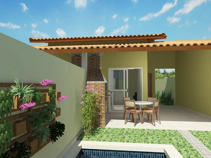 Foto 1 de Casa com 2 quartos à venda, 56m2 em Itanhaem - SP