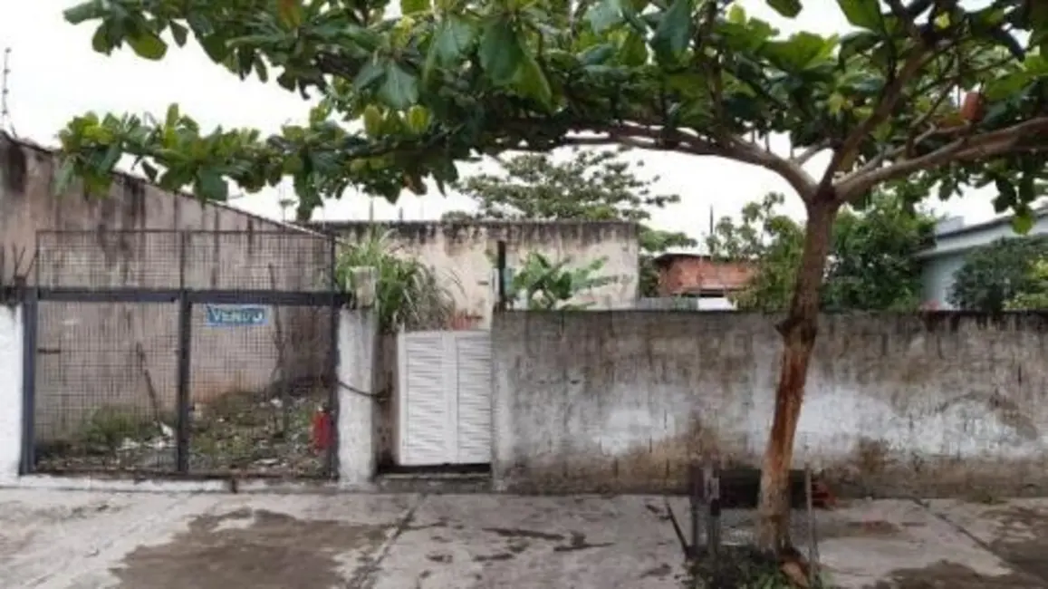 Foto 1 de Terreno / Lote à venda, 260m2 em Itanhaem - SP