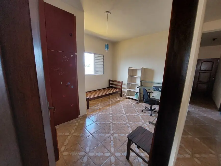 Sala Comercial com 3 quartos à venda, 322m2 em Itanhaem - SP - imagem 6 Foto 6 de Sala Comercial com 3 quartos à venda, 322m2 em Itanhaem - SP