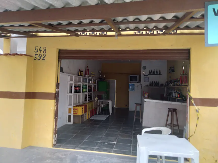 Sala Comercial com 6 quartos à venda, 92m2 em Itanhaem - SP - imagem 3 Foto 3 de Sala Comercial com 6 quartos à venda, 92m2 em Itanhaem - SP