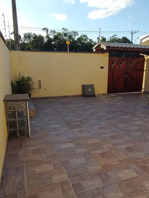 Foto 4 de Casa com 2 quartos à venda, 60m2 em Itanhaem - SP
