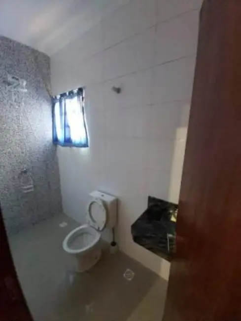 Foto 3 de Casa com 2 quartos à venda, 64m2 em Itanhaem - SP