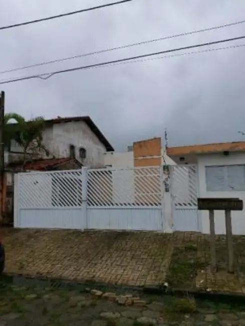 Foto 1 de Casa com 2 quartos à venda, 64m2 em Itanhaem - SP