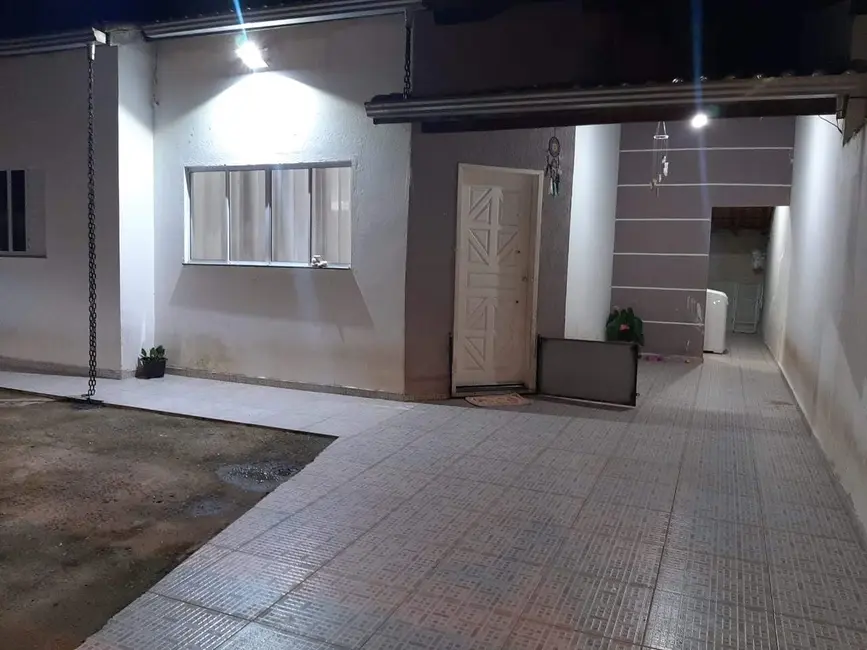 Foto 3 de Casa com 3 quartos à venda, 79m2 em Itanhaem - SP