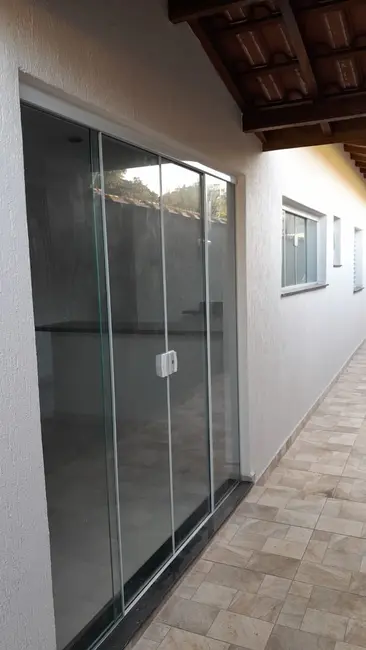 Foto 2 de Casa com 2 quartos à venda, 60m2 em Itanhaem - SP