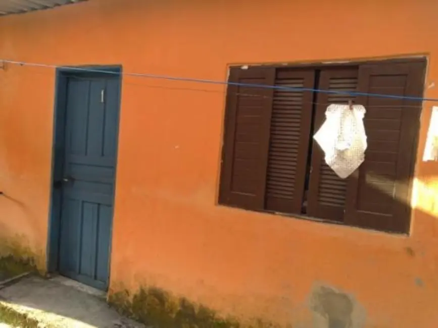 Foto 7 de Casa com 9 quartos à venda, 281m2 em Itanhaem - SP