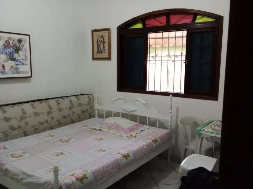 Foto 9 de Casa com 3 quartos à venda, 150m2 em Itanhaem - SP