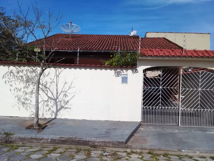 Foto 1 de Casa com 3 quartos à venda, 150m2 em Itanhaem - SP